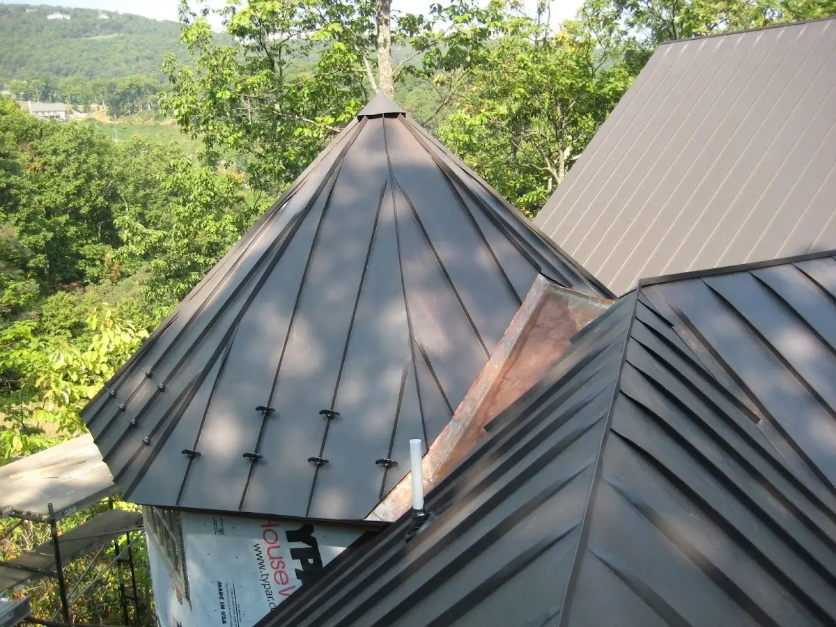 Professional Gutter Cleaning by Craftsman Roofing in Wells Avenue Neighborhood